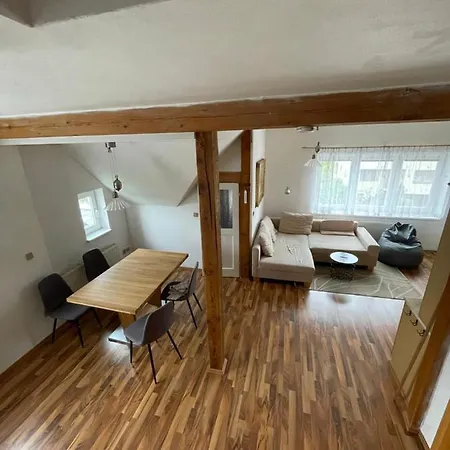 شقة Apartman Uherské Hradiště